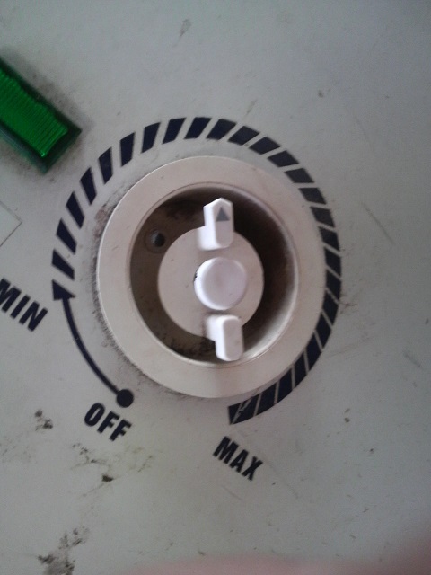 ���̗����Ƀo�C���^��������